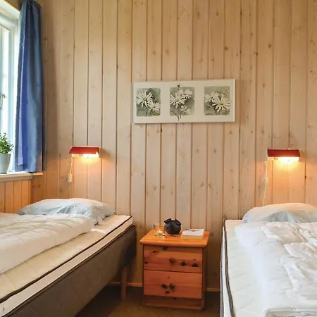 Two-bedroom Holiday In *